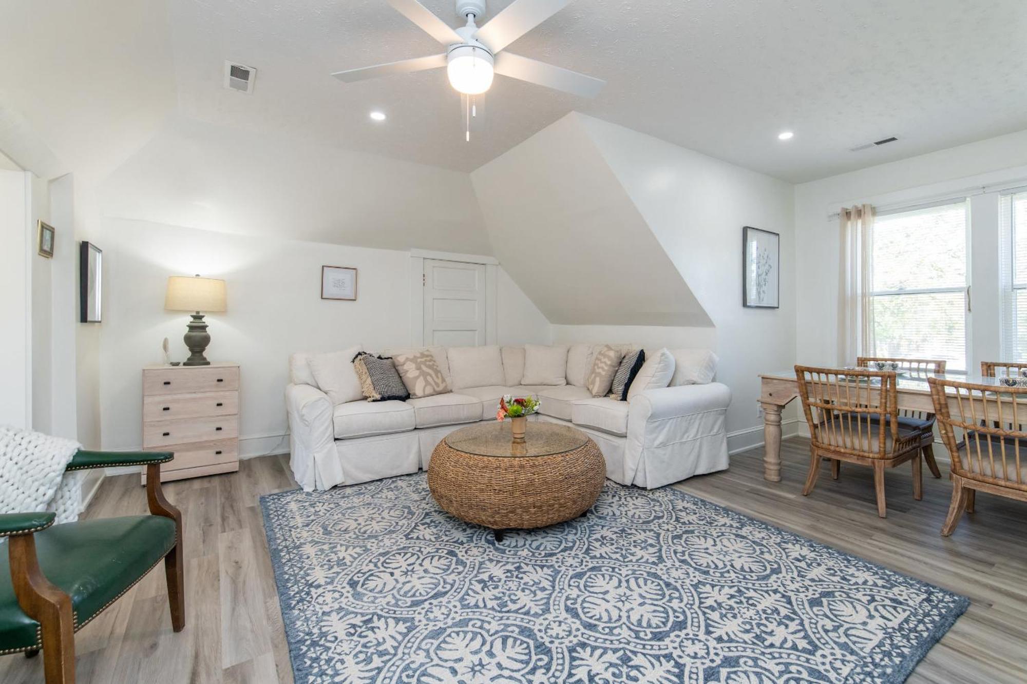 Loft On Capital - Ideally Located To Distilleries Frankfort Eksteriør bilde